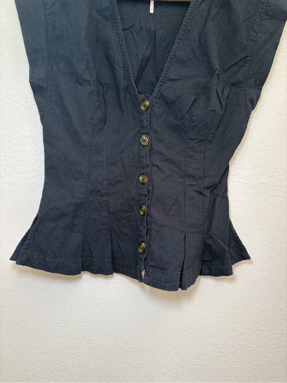 Free People Dylan Vest Blouse Top Shirt Buttondown Capped Sleeve Black Sz S - Picture 5 of 15